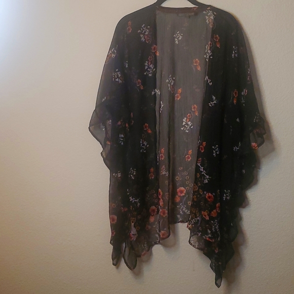 Rewind Floral Cardigan Or Cover Up - Picture 2 of 4